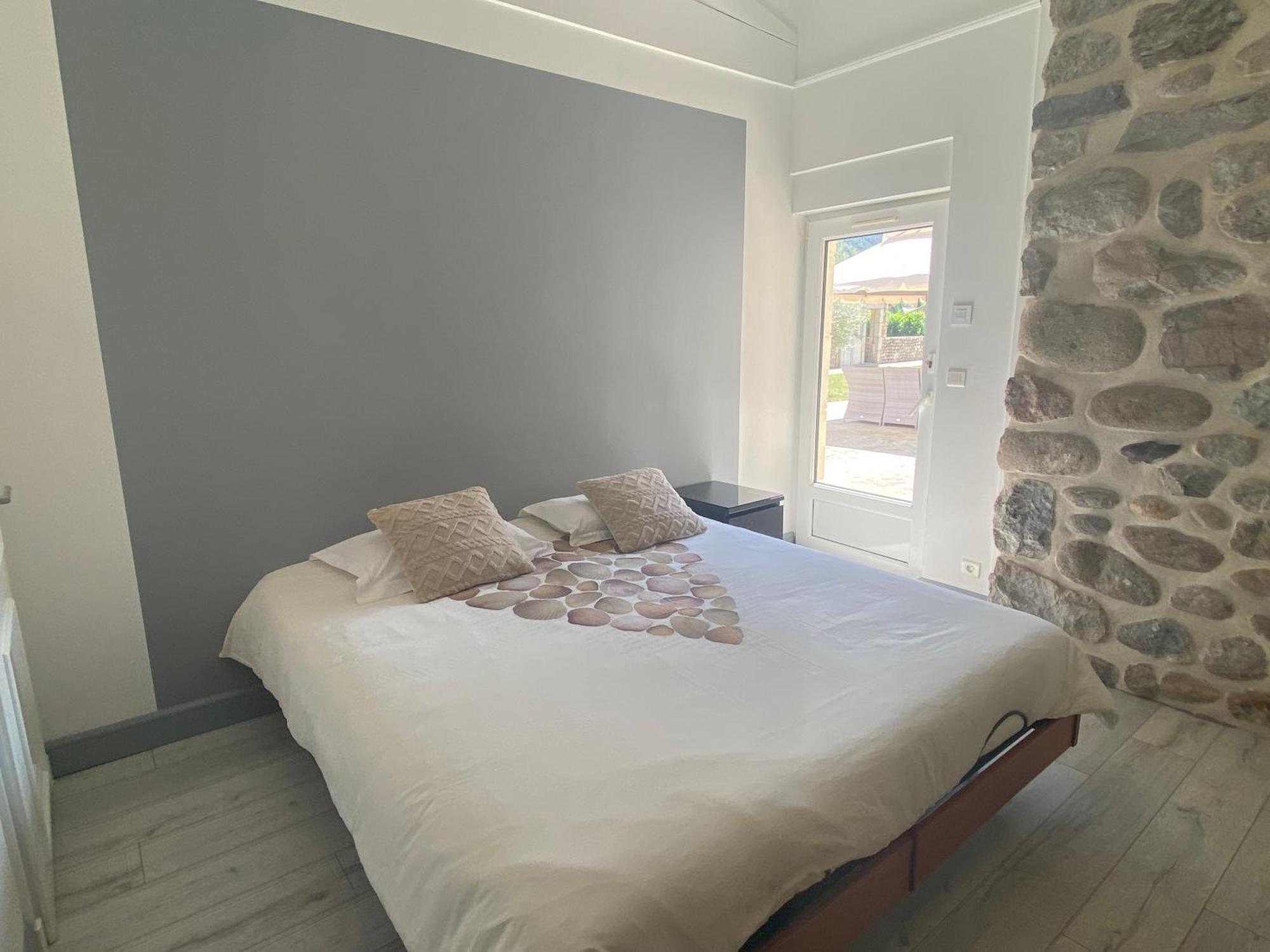 Domaine Les Buis Bed & Breakfast Saint-Fortunat-sur-Eyrieux Bagian luar foto